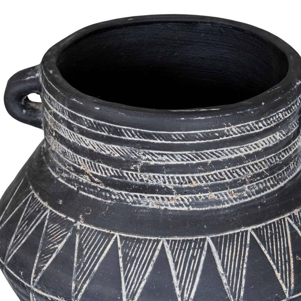 Hatched Triangles Planter — 24cm High