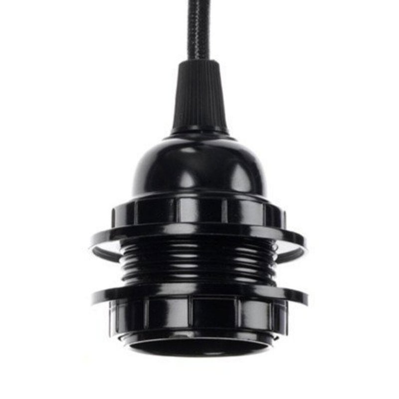 Black Plug-In Lamp Fitting – 4.5 m — black E27 socket close-up